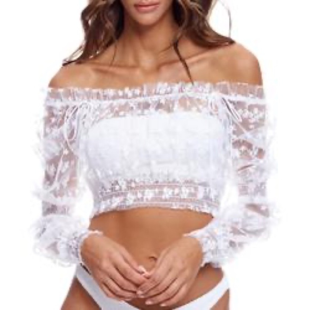 ISO!!! constance crop top